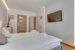 Aura - Riverside & Parking by Downtown Apartments