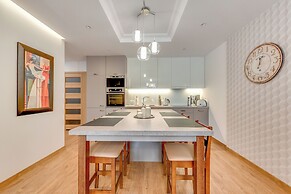 Aura - Riverside & Parking by Downtown Apartments