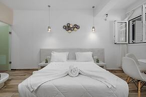 Oasis Suites Fira