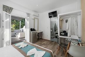 Oasis Suites Fira