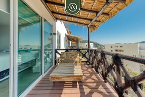 Ibiza 104 Gh03 in Acapulco