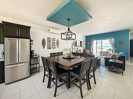 Modern 3BR Family Escape