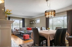 Comfy Kitsilano House