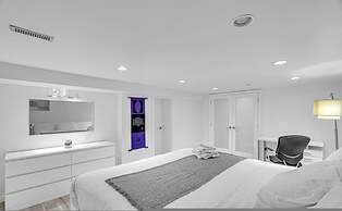 Bright Basement Suite
