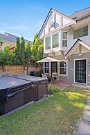 Newly Renovated 2BR Kits Home Prime Location