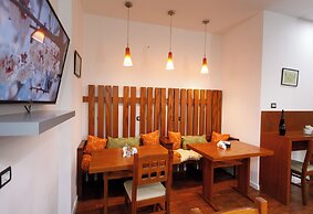 City 5 Hotel