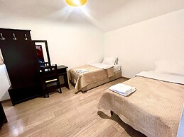 City 5 Hotel