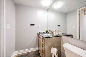 Fort York Suites