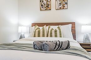 Fort York Suites