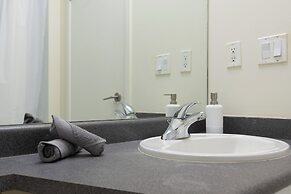 Fort York Suites