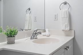 Fort York Suites