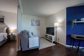 Fort York Suites