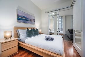 Fort York Suites