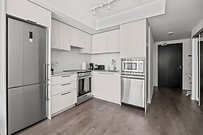 Teahouse Condos in Downtown Toronto