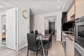 Teahouse Condos in Downtown Toronto