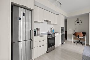 Teahouse Condos in Downtown Toronto