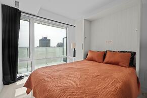 Teahouse Condos in Downtown Toronto