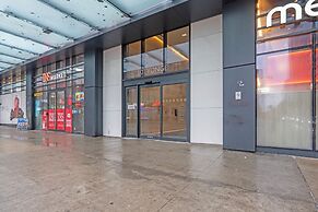 Teahouse Condos in Downtown Toronto