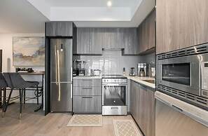 Teahouse Condos in Downtown Toronto