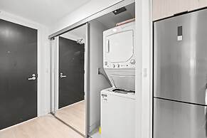 Teahouse Condos in Downtown Toronto