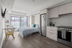 Teahouse Condos in Downtown Toronto