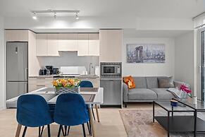 Teahouse Condos in Downtown Toronto
