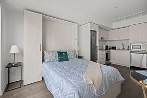 Teahouse Condos in Downtown Toronto