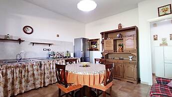 Casa Bolano - Con Piscina Privata a 3 Km dal Mare
