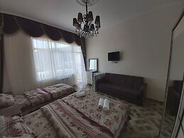 Hotel zurapalace