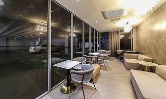 Hotel Azit - Sinsigaji