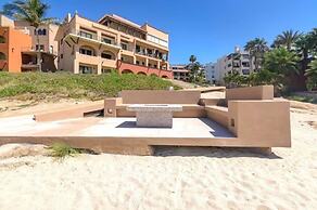 2BD Beach Front Luxury in Cabo