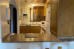 3 Bed Apartment Sleeps 6 With Shared Pool