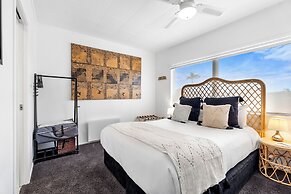 Orewa Beachcomber