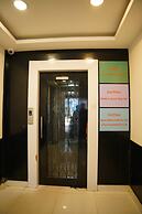 Hotel Luxury Stay Inn