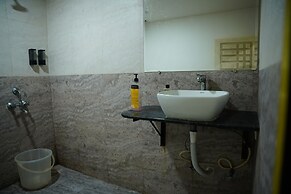 Hotel Luxury Stay Inn