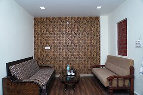 Hotel Happy Stay