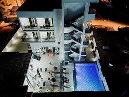 Belmond Hotel