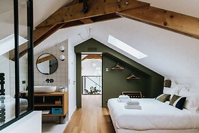 Maison Hubert
