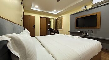 Lakshmi Naraya Grand