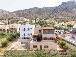 Athinais Suites