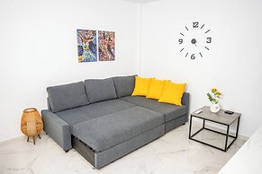 Athinais Suites