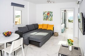 Athinais Suites