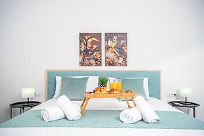 Athinais Suites