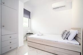 Athinais Suites