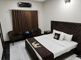 Executive Grand Royal