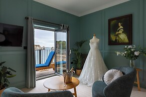 Albion Hotel