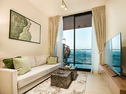 Easygo- Stylish 1bdr Binghatti Corner