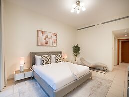 Easygo- Spacious 1bdr Bay Square Busbay