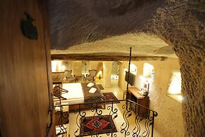 Georgios Cave Cappadocia