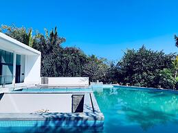 Diamond beach OceanView Villa